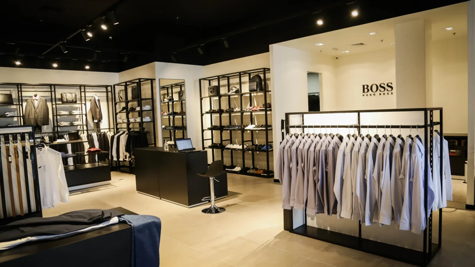 Boss Outlet - 5